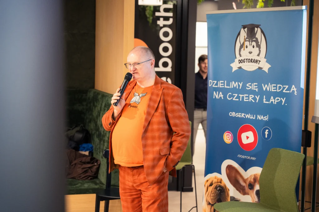 dog friendly, serial networkers, Artur Lipowicz